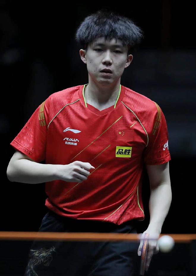 竞争球队中 竞争球队中